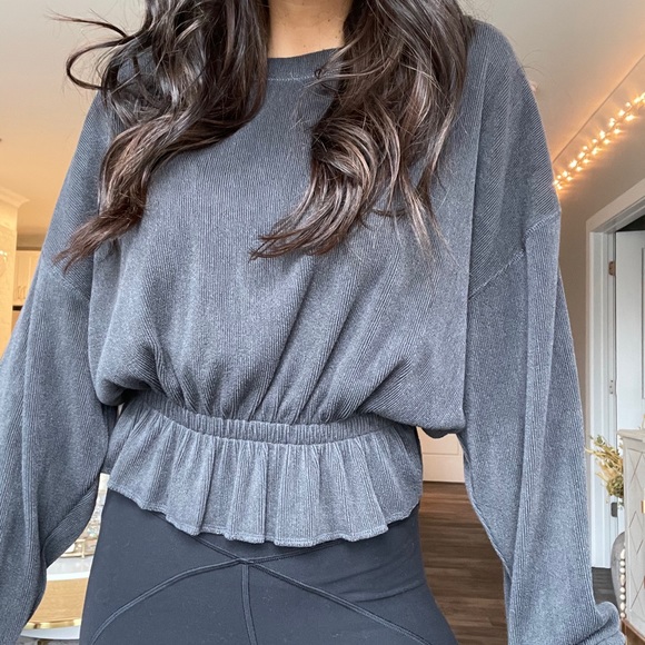 Zara Blouse - Picture 3 of 4